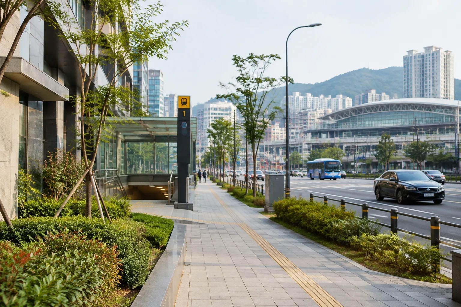 우암동 새 아파트 지게골역 도보 거리와 부산역 KTX 접근 경로